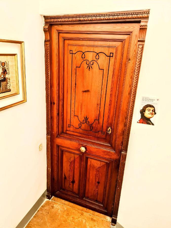 La Traviata - Bunol Aparthotel Bagian luar foto