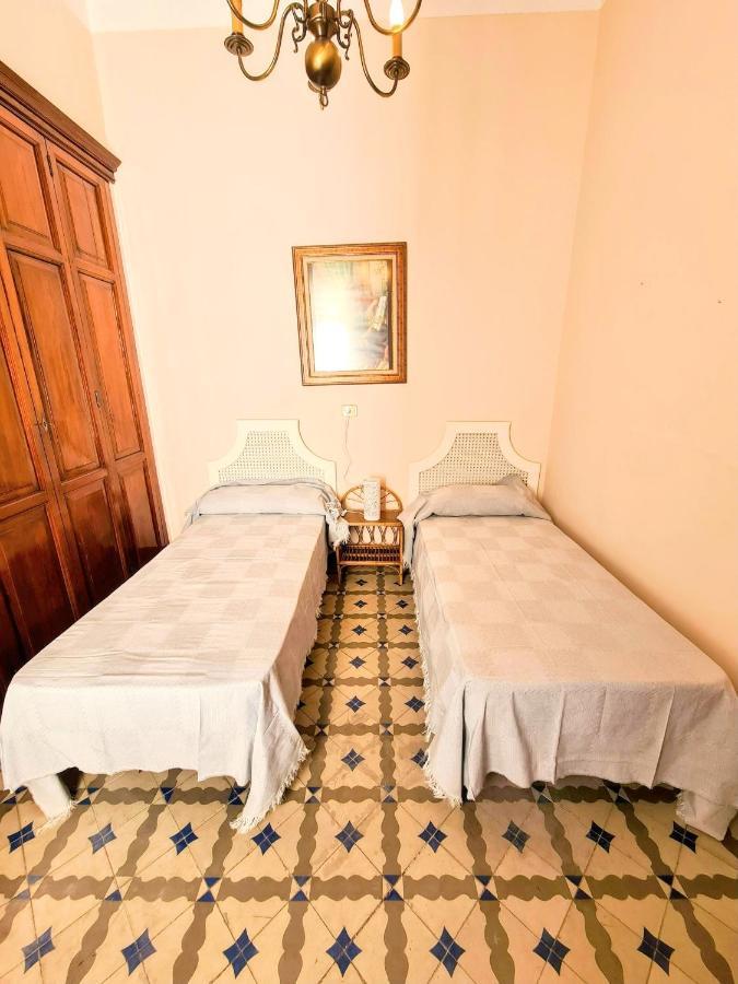 La Traviata - Bunol Aparthotel Bagian luar foto